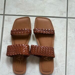 Women’s BRAND NEW Sandals